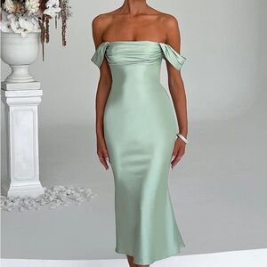 Elegant Off-Shoulder Green Dress